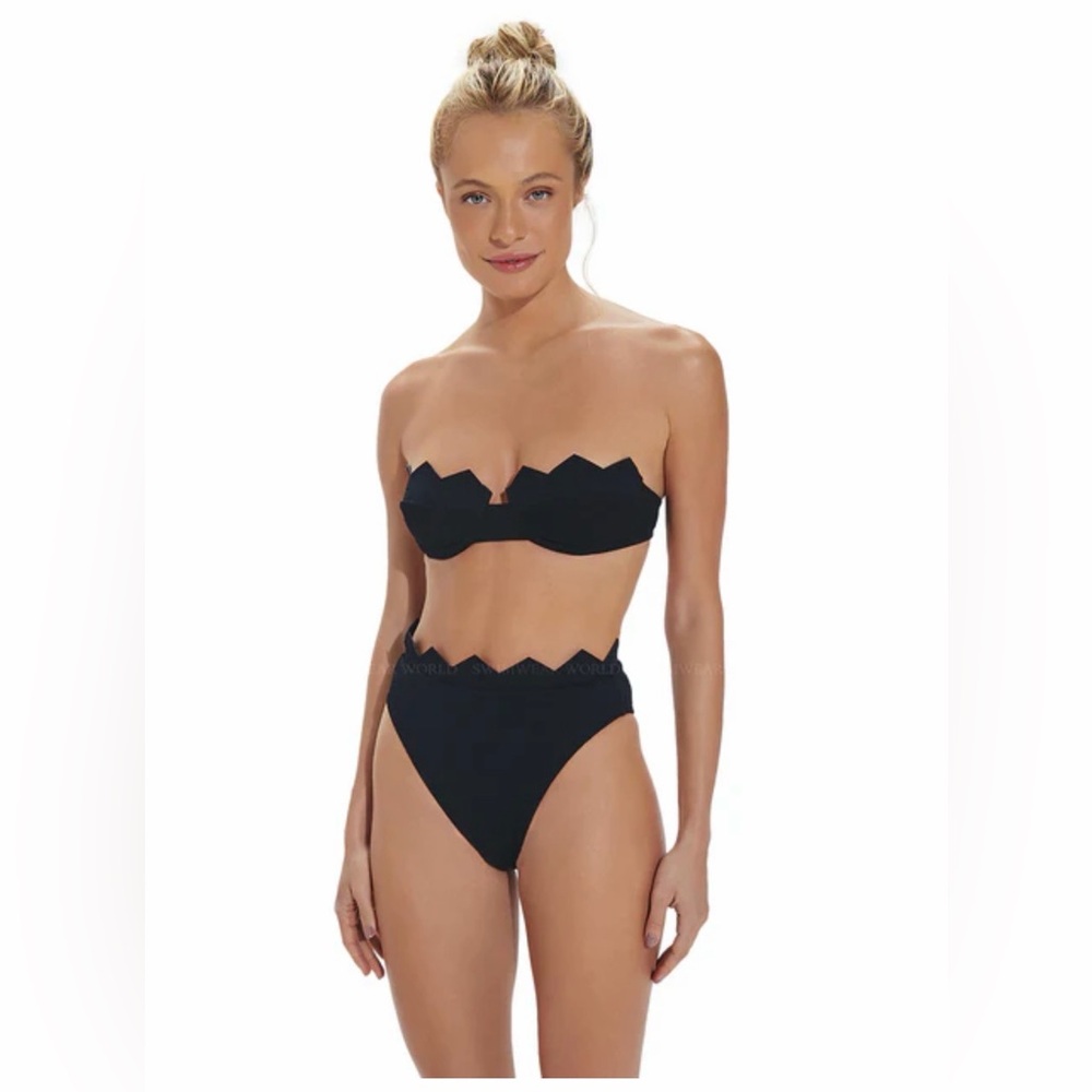 Vix Imani Bandeau bikini top and matching Imani hot pant bikini bottom - Medium
